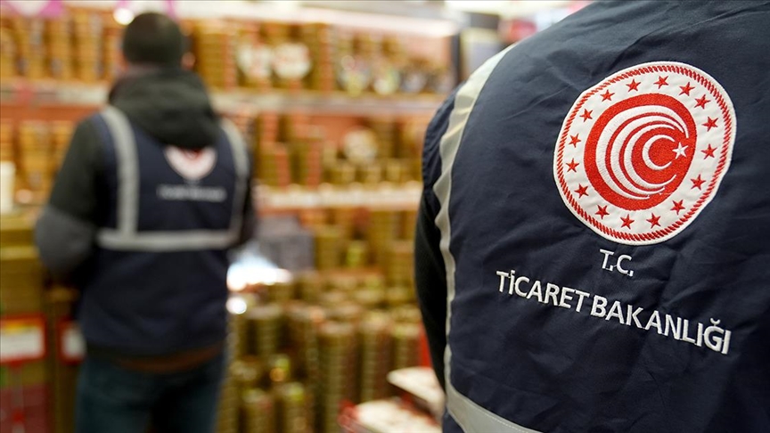 Fahiş fiyat ve stokçuluğa sıkı takip: 2,3 milyar liralık ceza kesildi