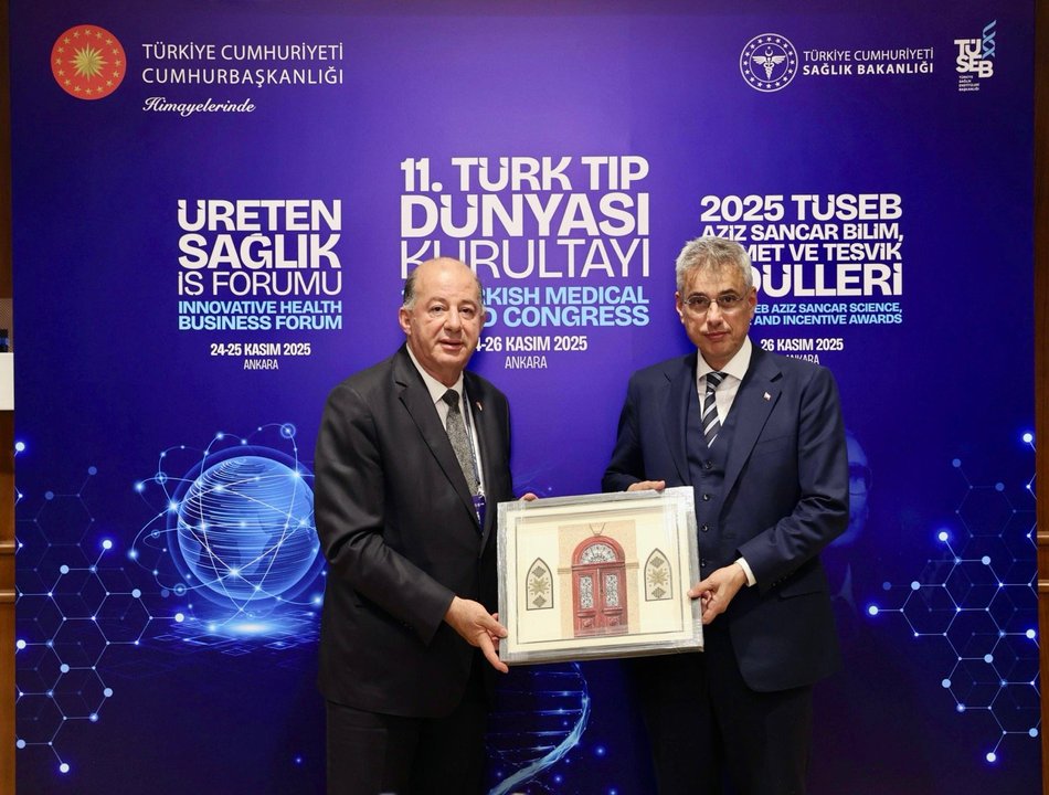 Sağlık Bakanı Memişoğlu, KKTC'li Mevkidaşı Dinçyürek ile Görüştü