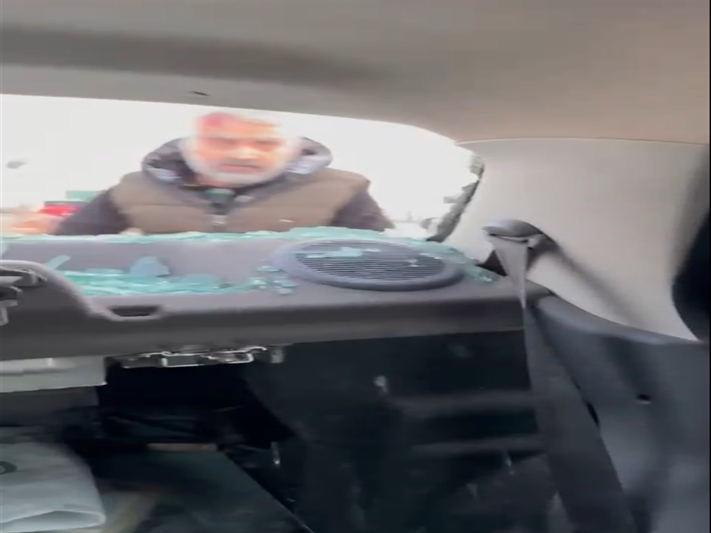 Ankara yol verme kavgası: Borulu ve çekiçli saldırı