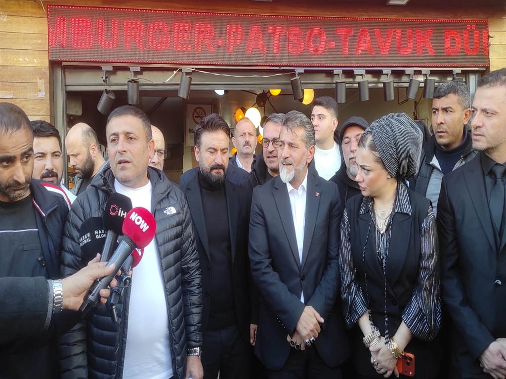 01KB2X8ZCJAWXG6RBJPDXC75DZ