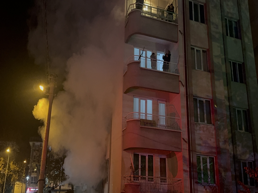 Kütahya'daki çoklu priz yangını can aldı