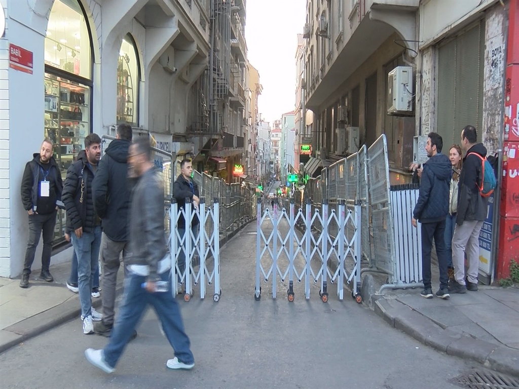 Papa'nın İstanbul programı öncesi Harbiye'de yoğun güvenlik