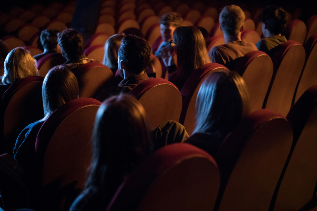 Sinema Tarihçisi ve Yazar Burçak Evren, 10. Kısa'dan Hisse Kısa Film Festivali'ne Konuk Oldu