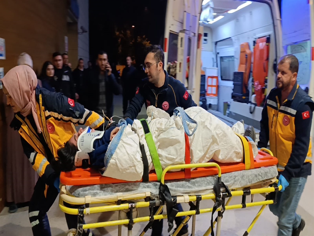 Yük asansörü kazasında kadın işçi ağır yaralandı
