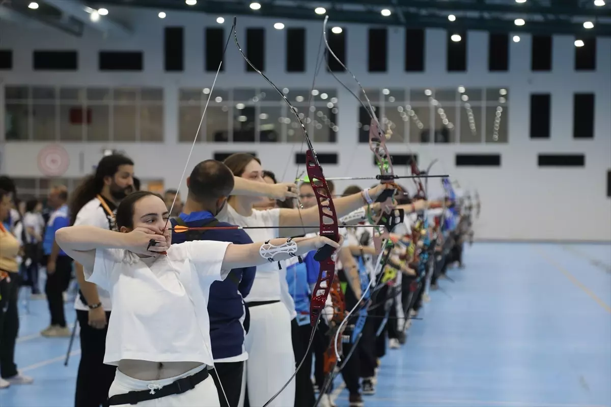 Salon Okçuluk Türkiye Şampiyonası, Samsun'da devam ediyor