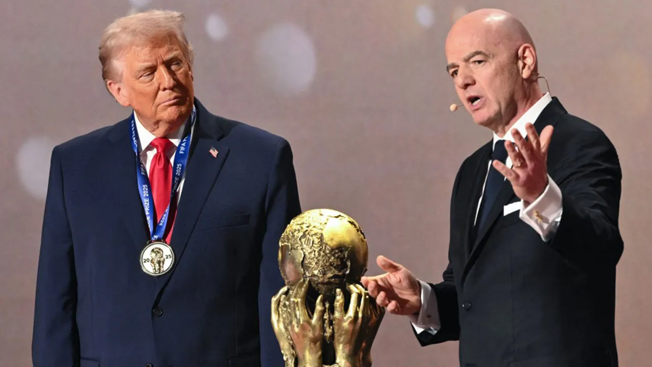 ABD Başkanı Trump'a 'FIFA Barış Ödülü' verildi