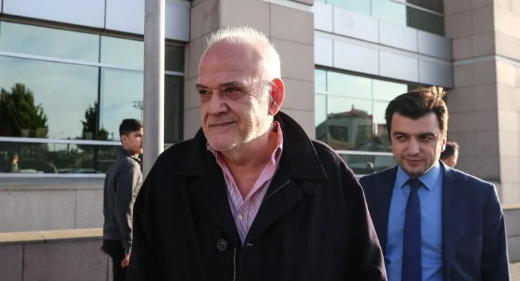 Ahmet Çakar Kalp Krizi Şüphesiyle Hastaneye Kaldırıldı