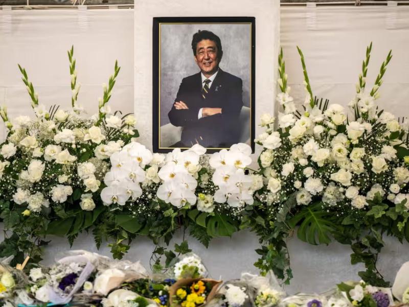 Abe suikastıyla gündeme gelen Birleşme Kilisesi'nin Japonya'daki başkanı Tanaka istifa etti