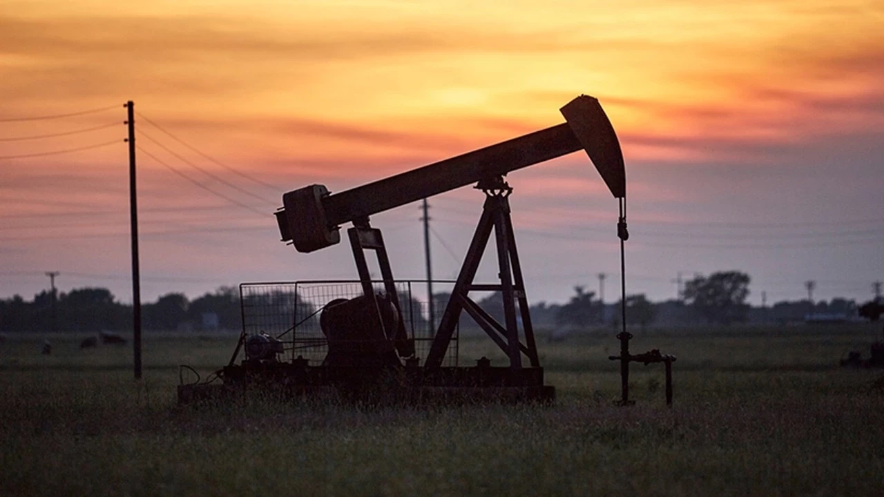 Brent petrolün varili 61,58 dolardan işlem görüyor