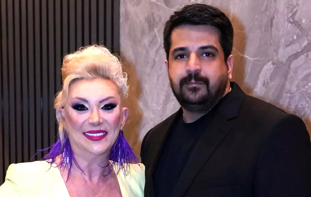 01KCA3ZN352GT1MFND6C5CH8HS