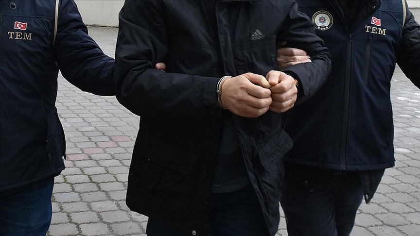 Erzurum'da jandarma yılbaşından bu yana FETÖ üyeliği suçundan aranan 18 şüpheliyi yakaladı