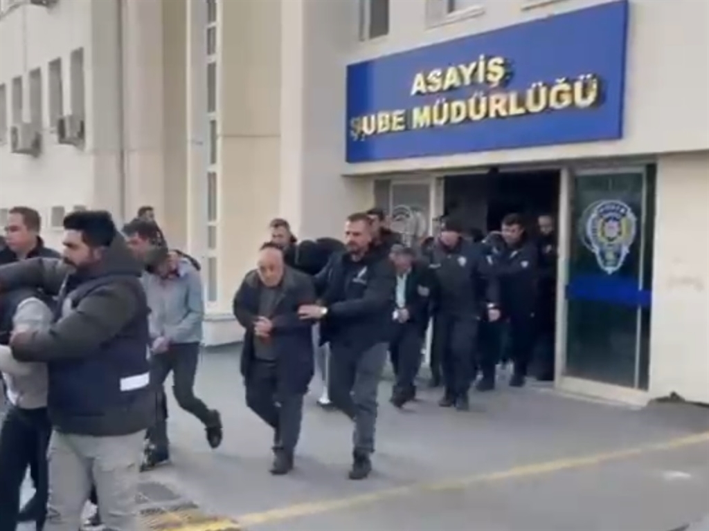 01KCJT0NNA8RM5Q7XBH4M63GAE