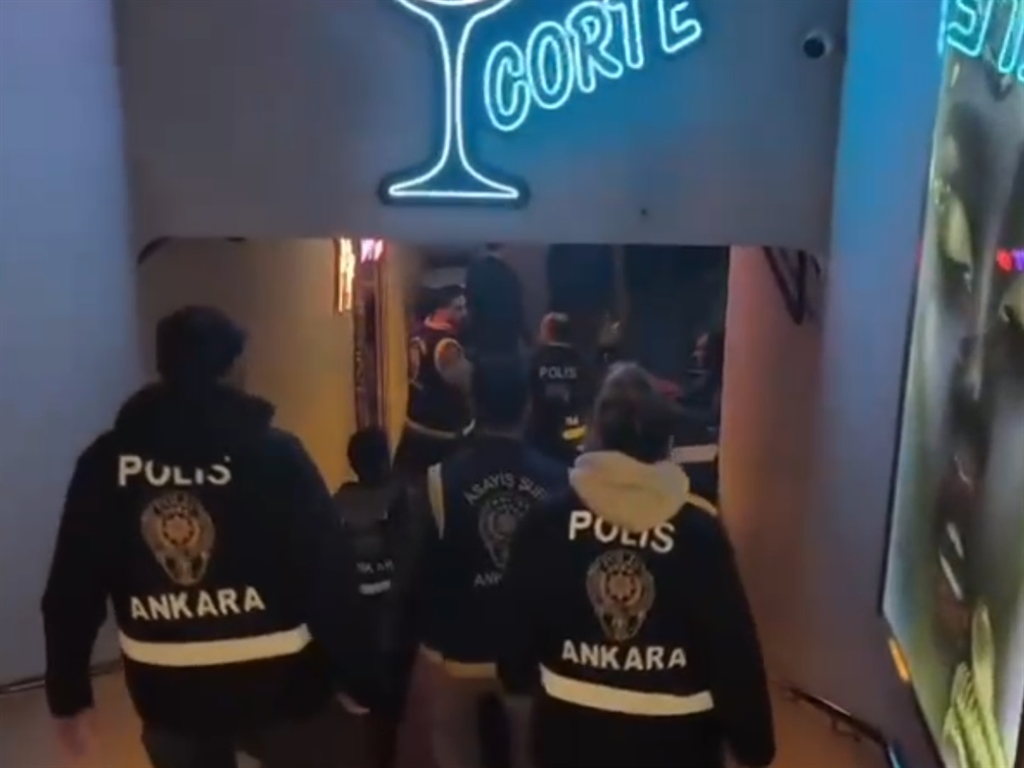 Ankara'da fuhuş operasyonu: 11 mekâna baskın, 60 tutuklama
