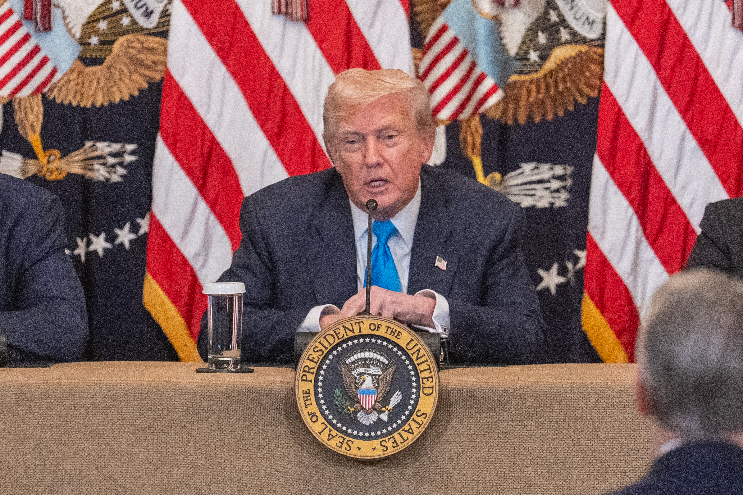 Trump: Ukrayna'da barış için yapılan görüşmeler olumlu ilerliyor