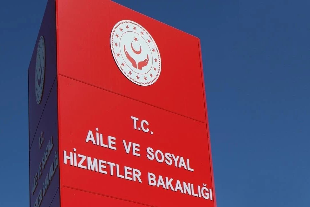 Huzurevindeki şiddet olayına Bakanlık müdahalesi! Müdür görevden alındı 