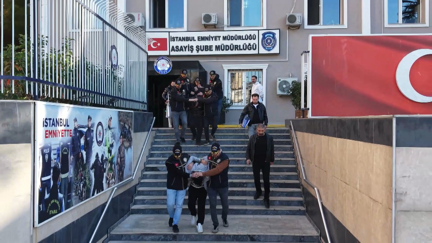 İstanbul'da Suç Örgütlerine Operasyon: Haraç Çetesi Çökertildi!