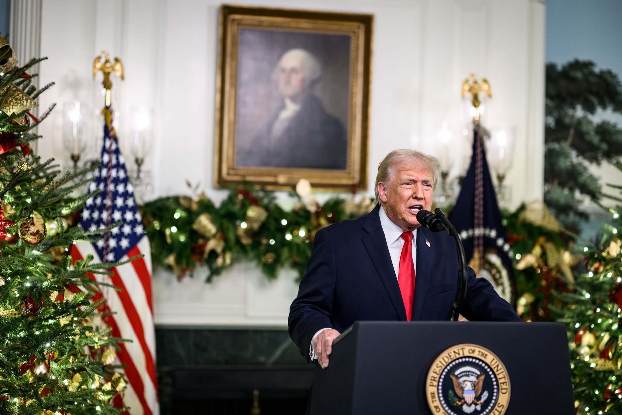 Trump: Dünyanın daha önce hiç görmediği bir ekonomik patlamanın eşiğindeyiz