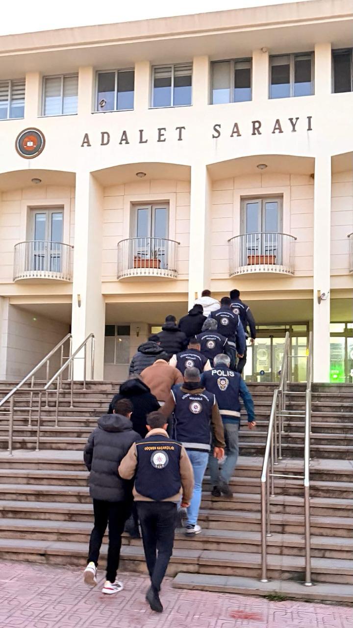 Bodrum'da Göçmen Kaçakçılığı Operasyonu: 7 Gözaltı, 3 Tutuklama