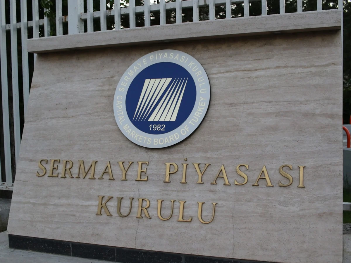 SPK bir halka arzı ve 5 sermaye artırımını onayladı