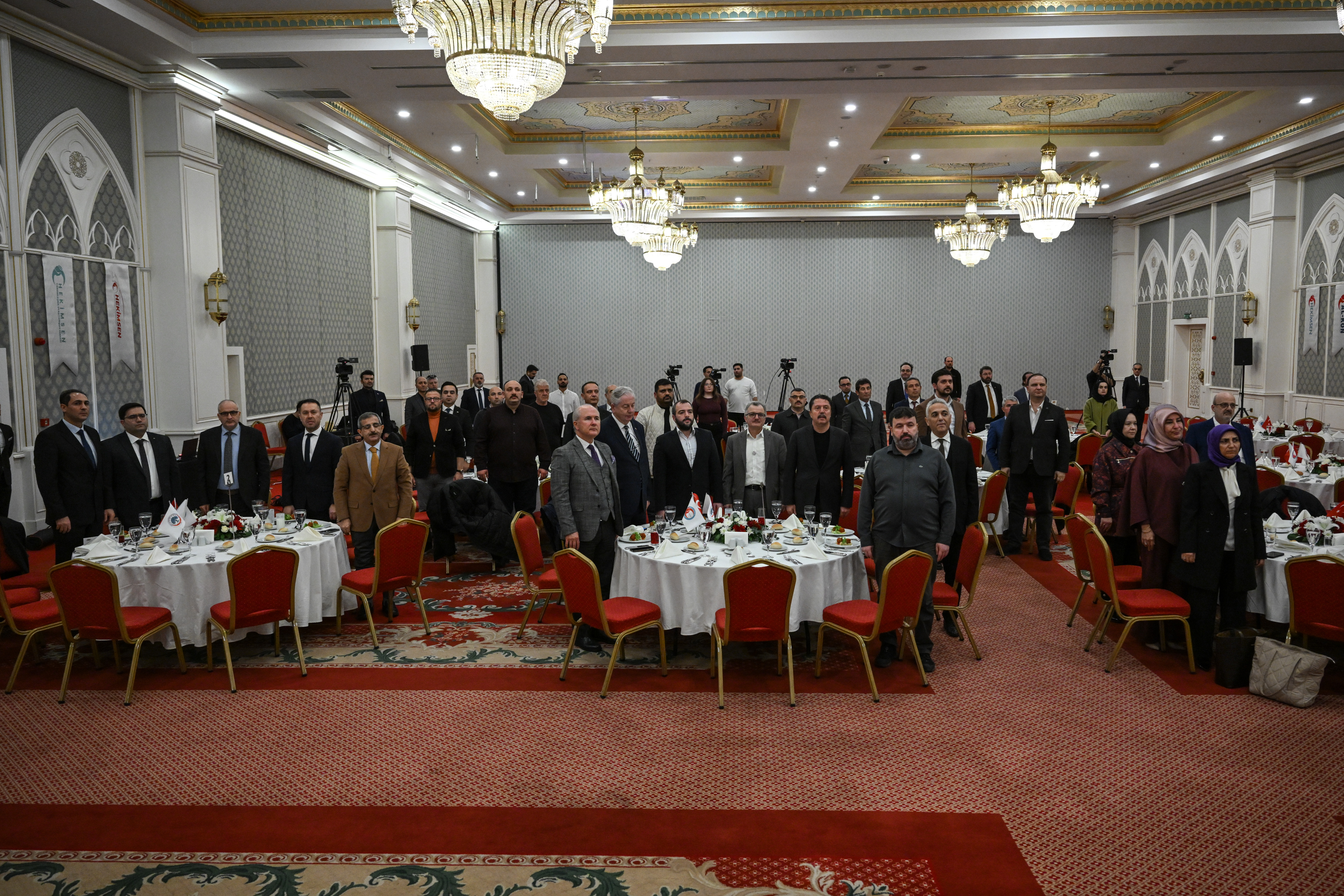2. Geleneksel Hekimsen Bilim Ödülleri sahiplerini buldu