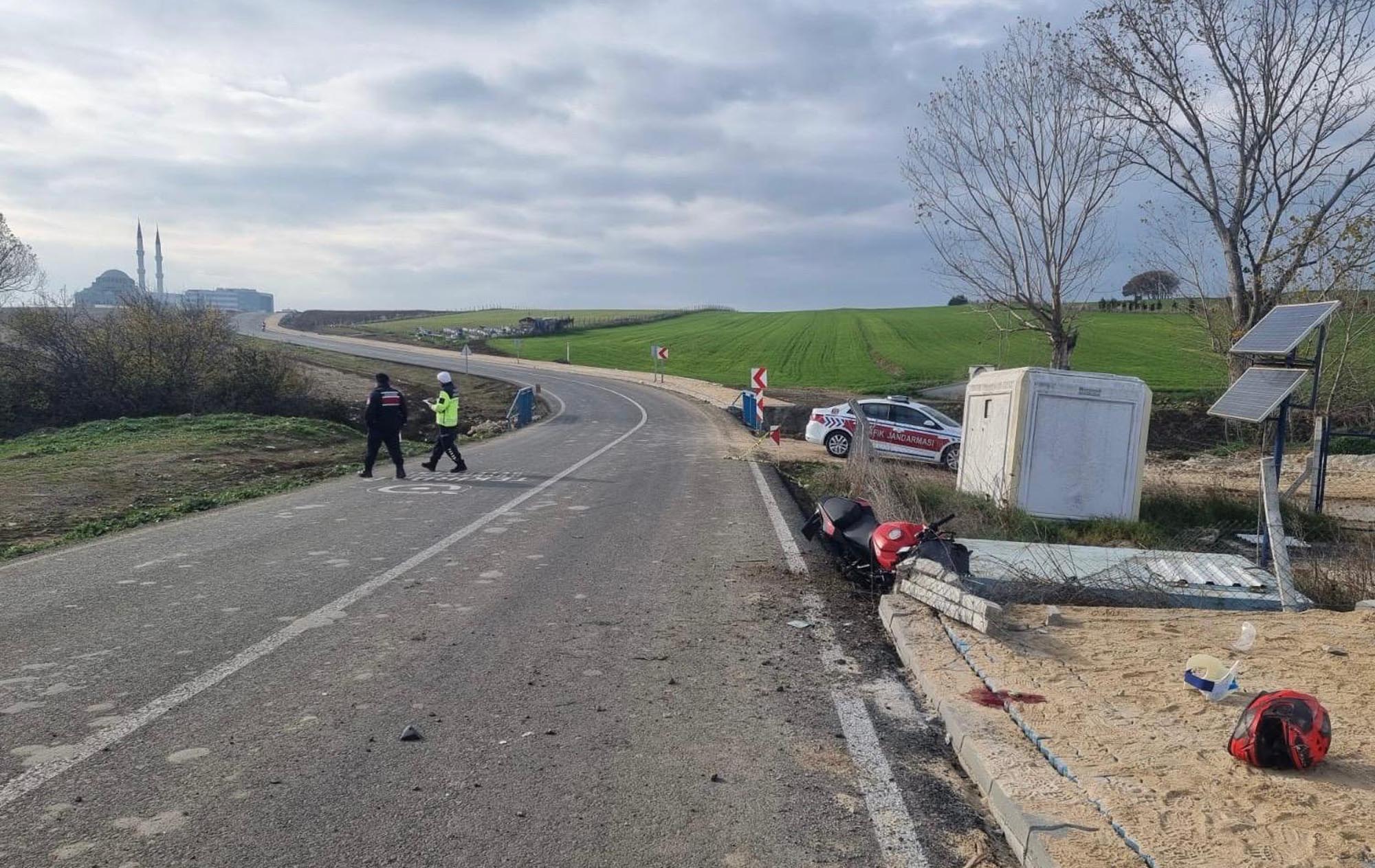 Tekirdağ'da viraj faciası: Genç motosiklet sürücüsü yaşamını yitirdi
