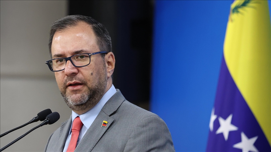 Venezuela'dan İran işbirliği açıklaması: ABD'ye sert tepki