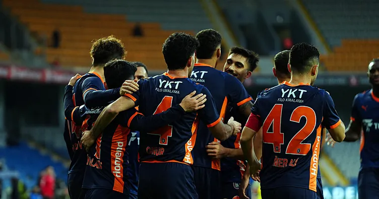 Başakşehir'den Şov! Gaziantep'i 5-1 Mağlup Etti