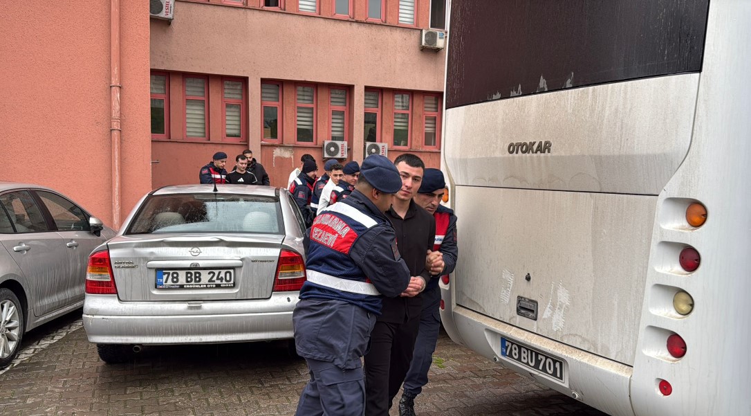 Kuyumcu soygunu failleri hapis cezasına çarptırıldı