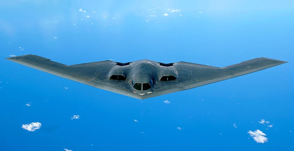 İsrail'den İran'a B-2 bombardıman uçaklı animasyonla gönderme