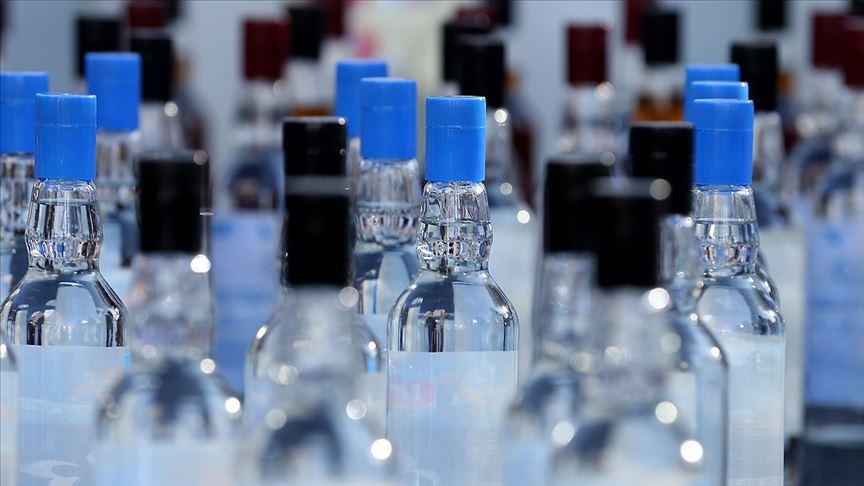 Adana'da kaçak alkol operasyonu! Yüzlerce litre ele geçirildi