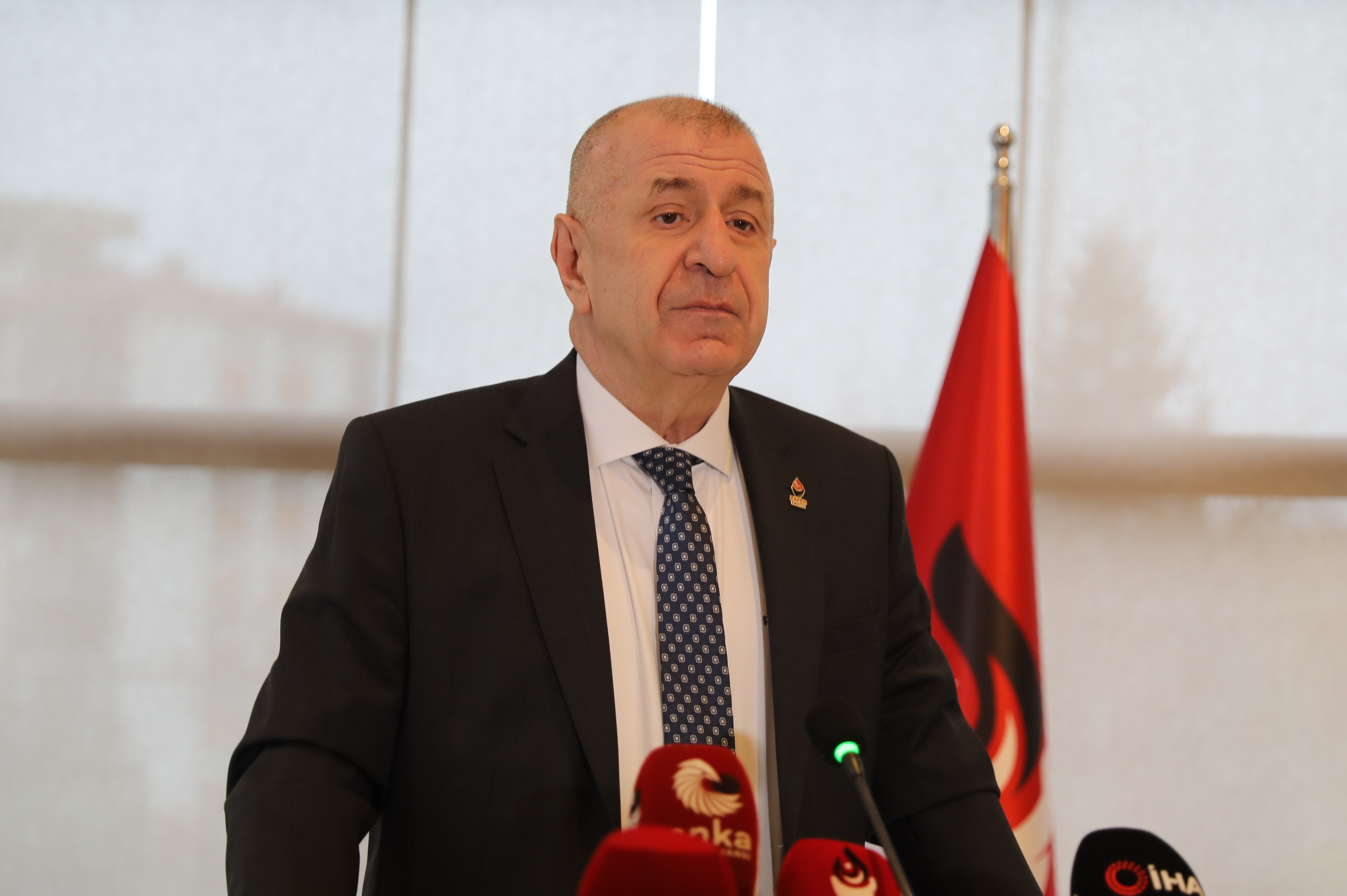 Özdağ'dan Edirne'de Sert Çıkış! 'Asgari Ücret Artık Başlangıç Değil'