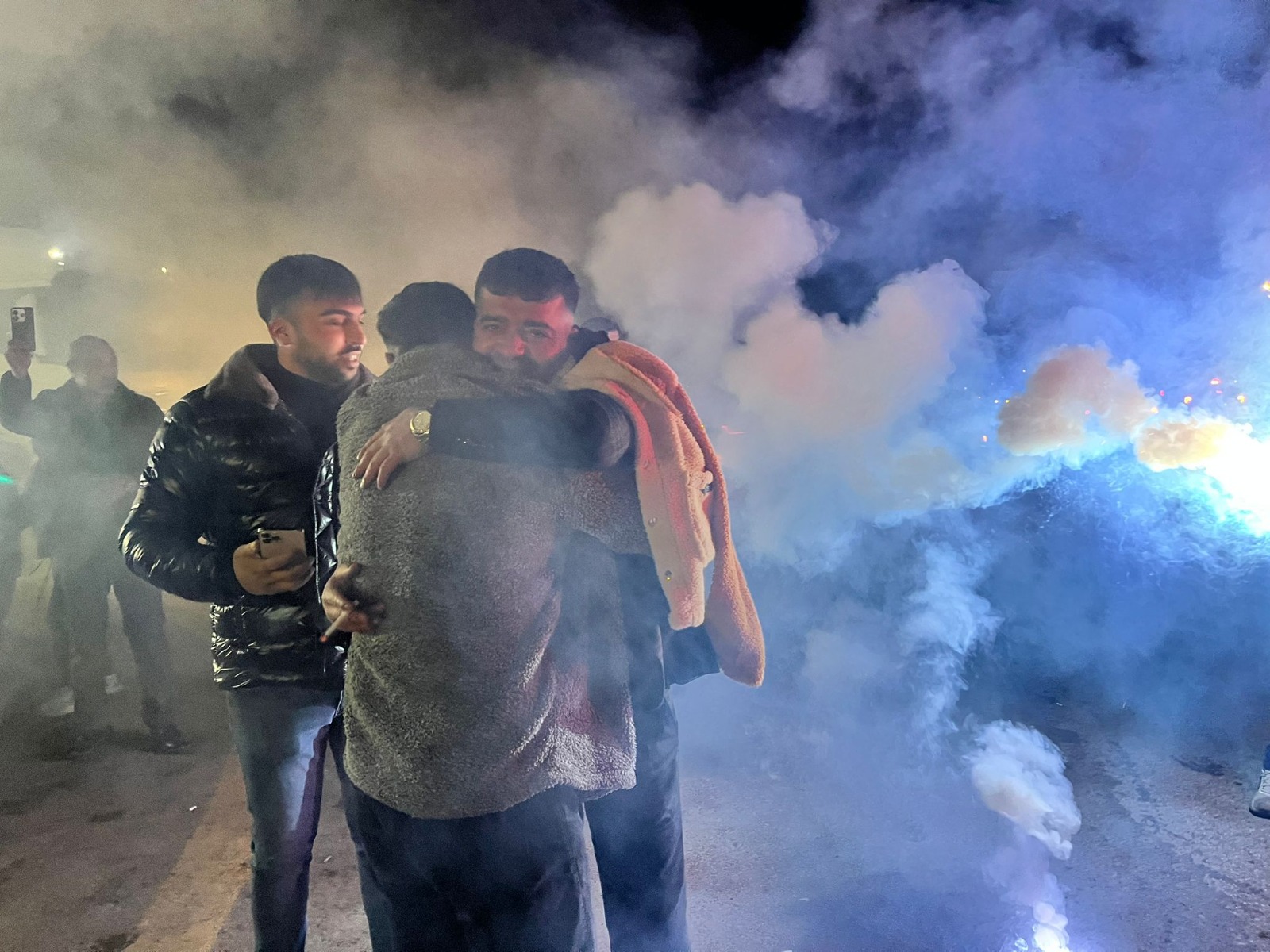 11'inci Yargı Paketi Sonrası Tahliyeler Başladı: Sincan Cezaevi Önünde Yoğunluk Yaşandı