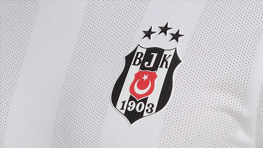 Beşiktaş'ta Yaprak Dökümü: İki İsimle Yollar Ayrılıyor