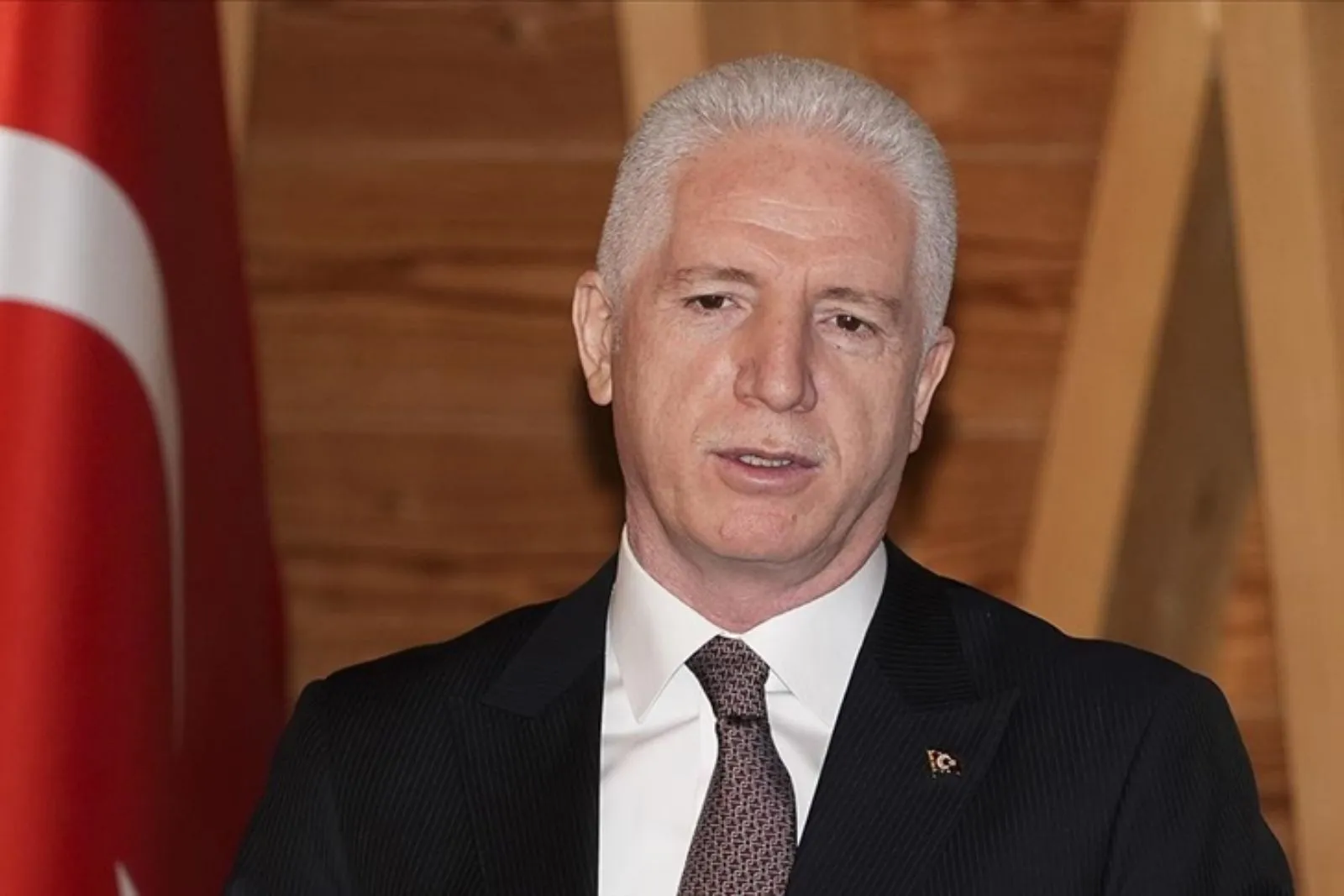 İstanbul Valisi Gül 'sokakta kalan kişileri 112'ye bildirin' çağrısında bulundu