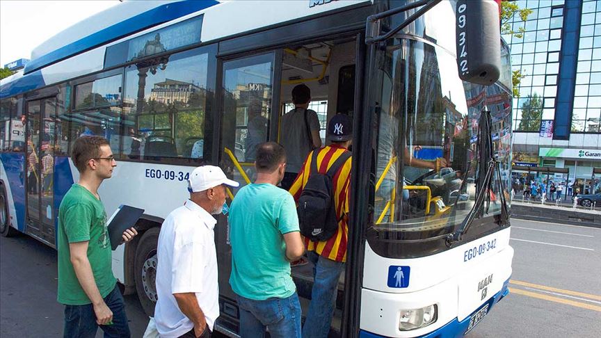 Başkentte trafikte EGO şoförüne saldırı: 1'i çocuk 3 gözaltı