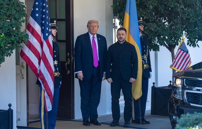 Trump ve Zelenskiy, Florida'da bir araya geldi 