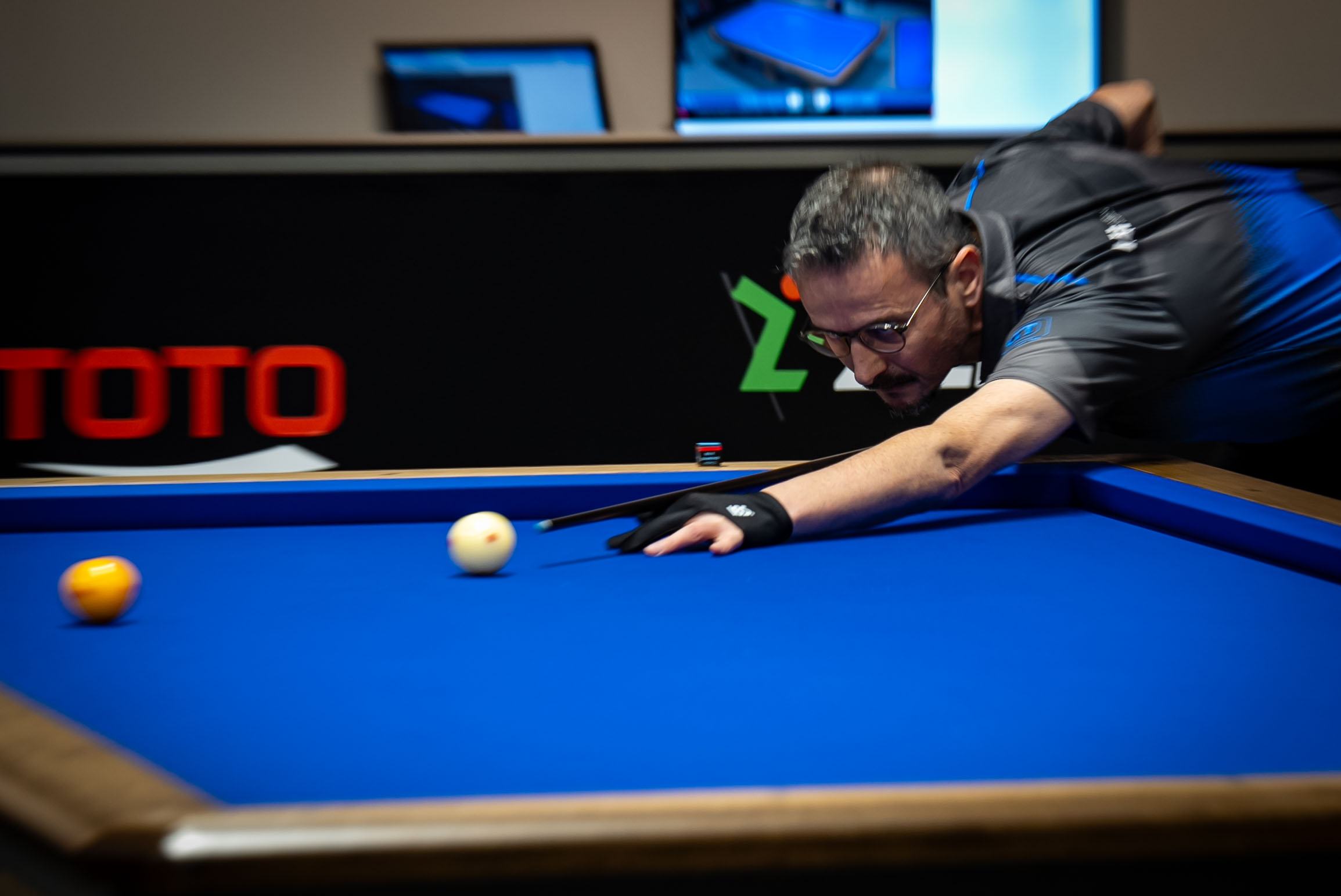 3 Bant Bilardo'da Sezonun Şampiyonu Tolgahan Kiraz