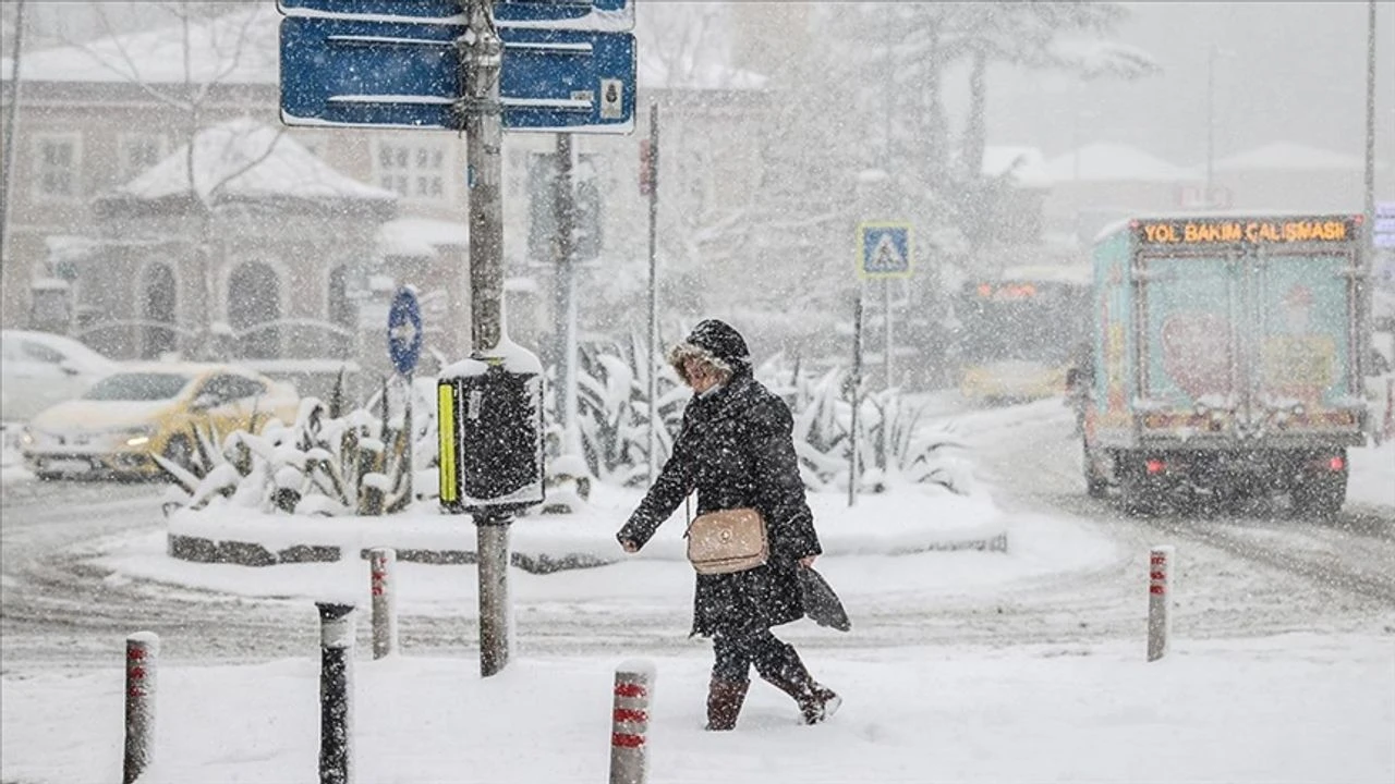 Nevşehir'de olumsuz hava koşulları nedeniyle eğitime 1 gün ara verildi