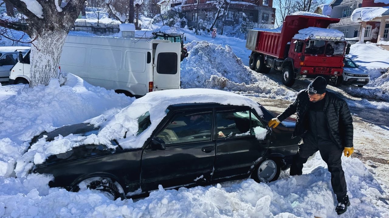 Başkentte yılbaşında bazı yollar kapalı olacak! Valilik duyurdu: İşte ilçe ilçe trafik planı 