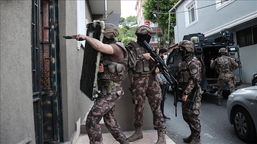 İstanbul'da Yılbaşı Öncesi Eş Zamanlı DEAŞ Operasyonu Düzenlendi