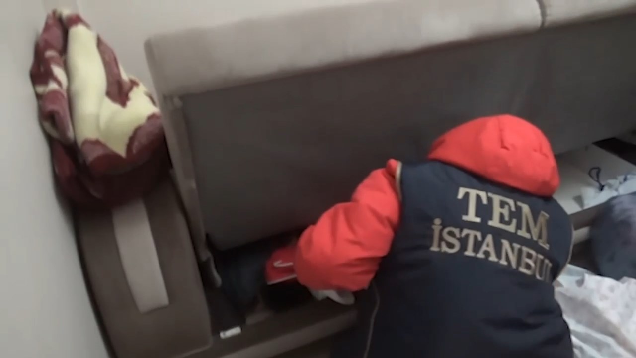 İstanbul'da FETÖ operasyonu! Şüpheliler gözaltına alındı 