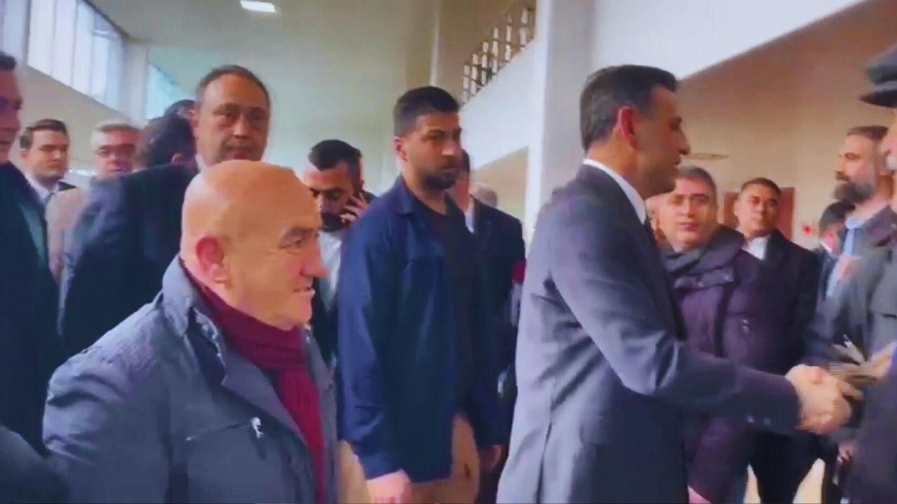 CHP İstanbul İl Kongresinde usulsüzlük davası başladı! 10 sanık ilk kez hakim karşısında
