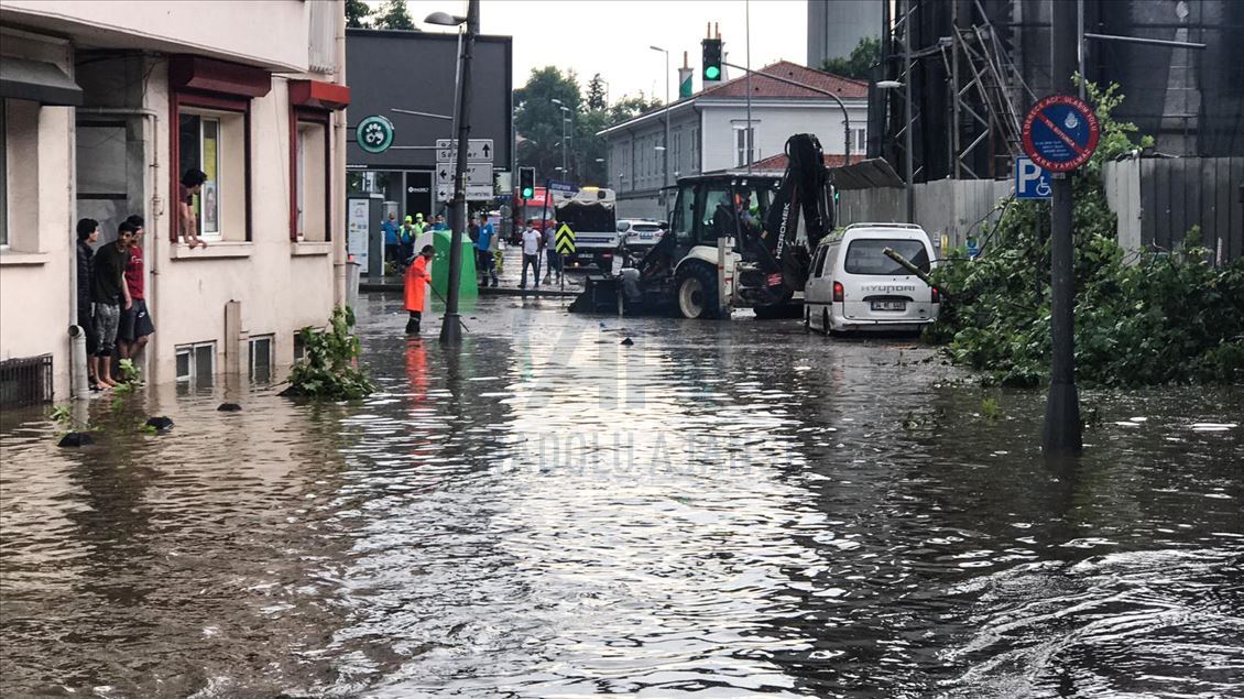 AKOM uyardı: İstanbul'u fırtına ve sağanak mı bekliyor?
