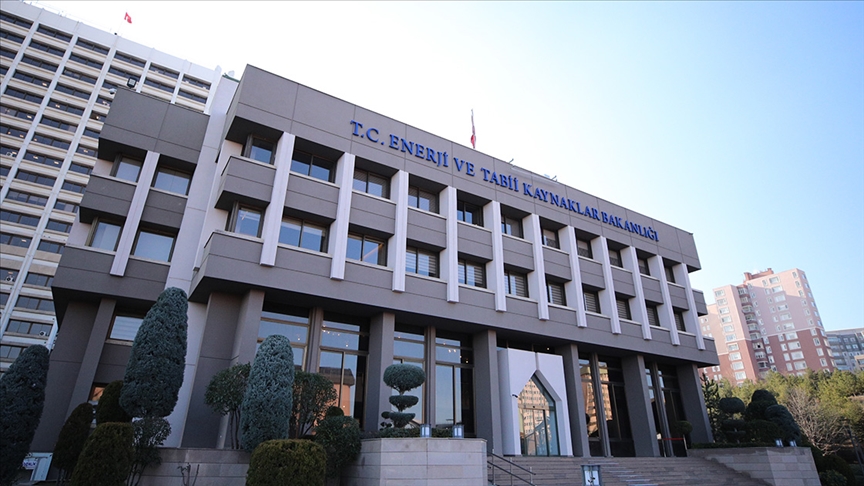 Türkiye'de petrol ve doğal gaz üretimi 2025'te yükseldi