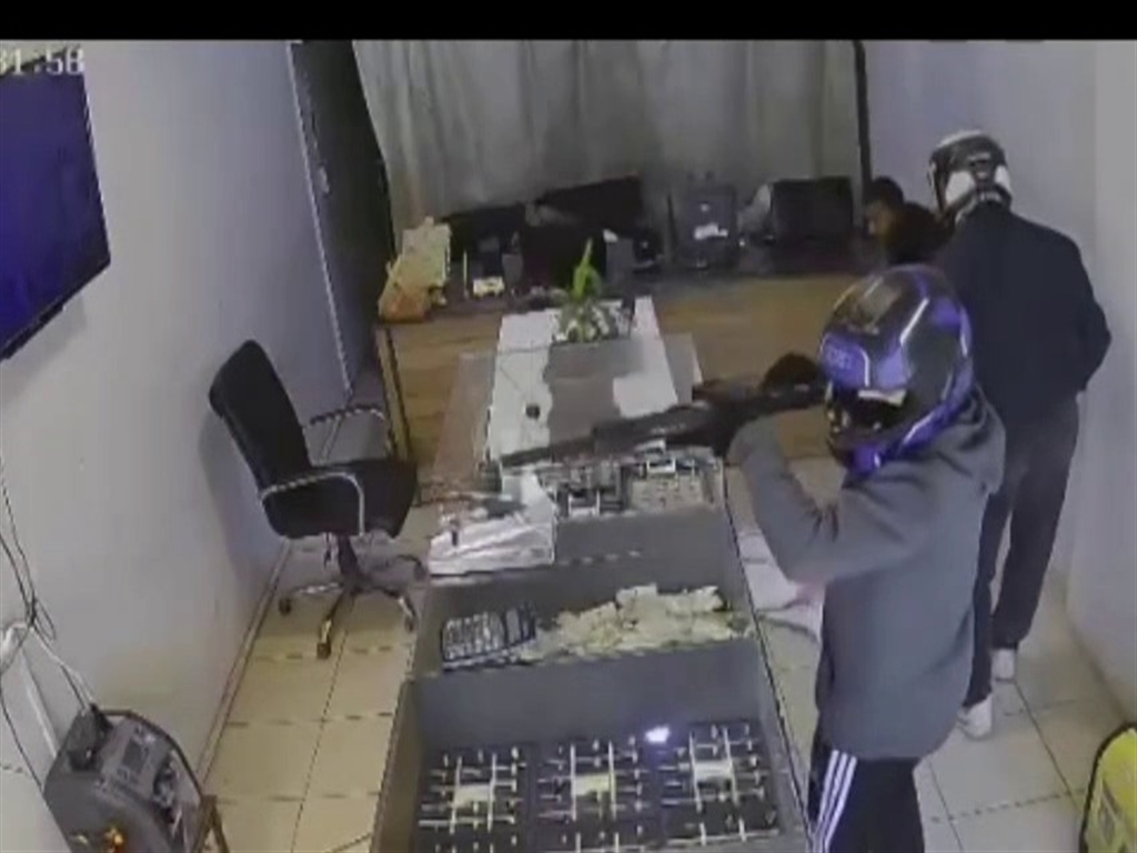 01KECZEPRK21KQMFGCEZR8XKN5