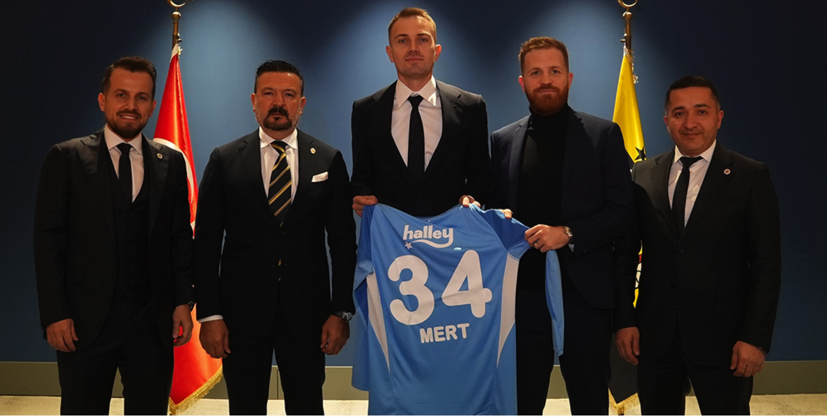 Mert Günok Fenerbahçe'de: 11 Yıl Sonra Yuvaya Döndü