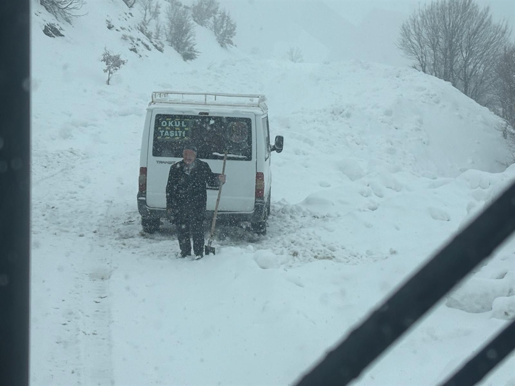 01KEHGR06B4DZRBZY3TTK3APJ3