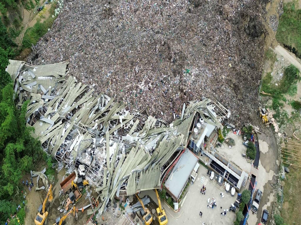 Filipinler'de çöp sahası çökmesi: Cebu'da can kaybı arttı