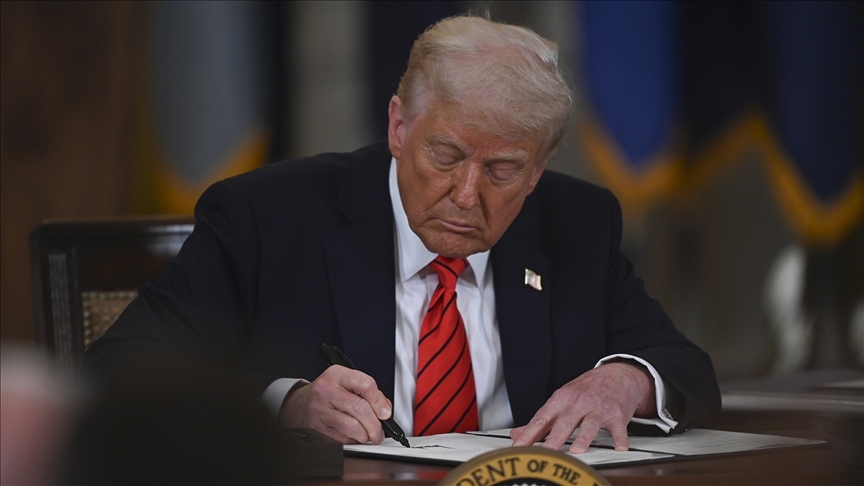 Trump Yönetiminden Venezuela Petrol Gelirlerine İlişkin Kararname