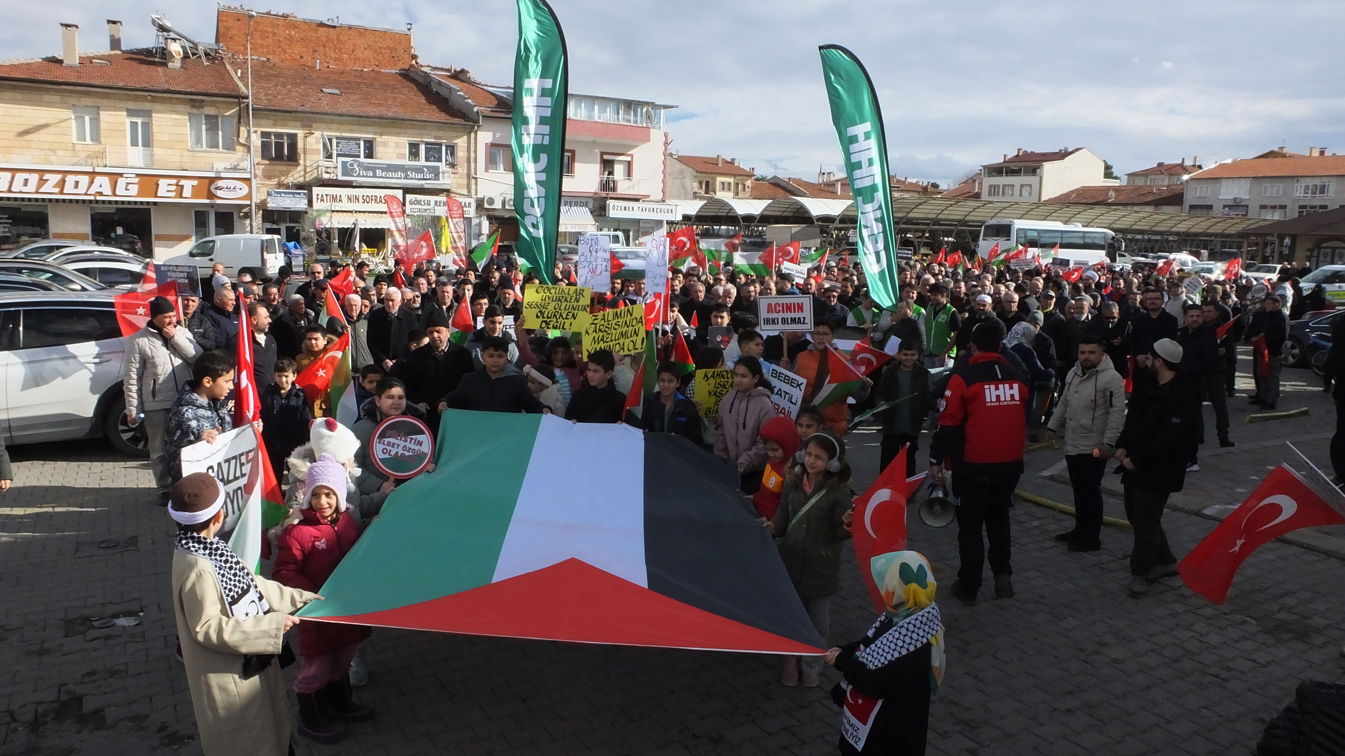 Nevşehir'de Gazze'ye destek yürüyüşü düzenlendi